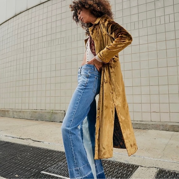 Free People Jackets & Blazers - FREE People Gold Velvet Sienna Duster Jacket Large NWOT